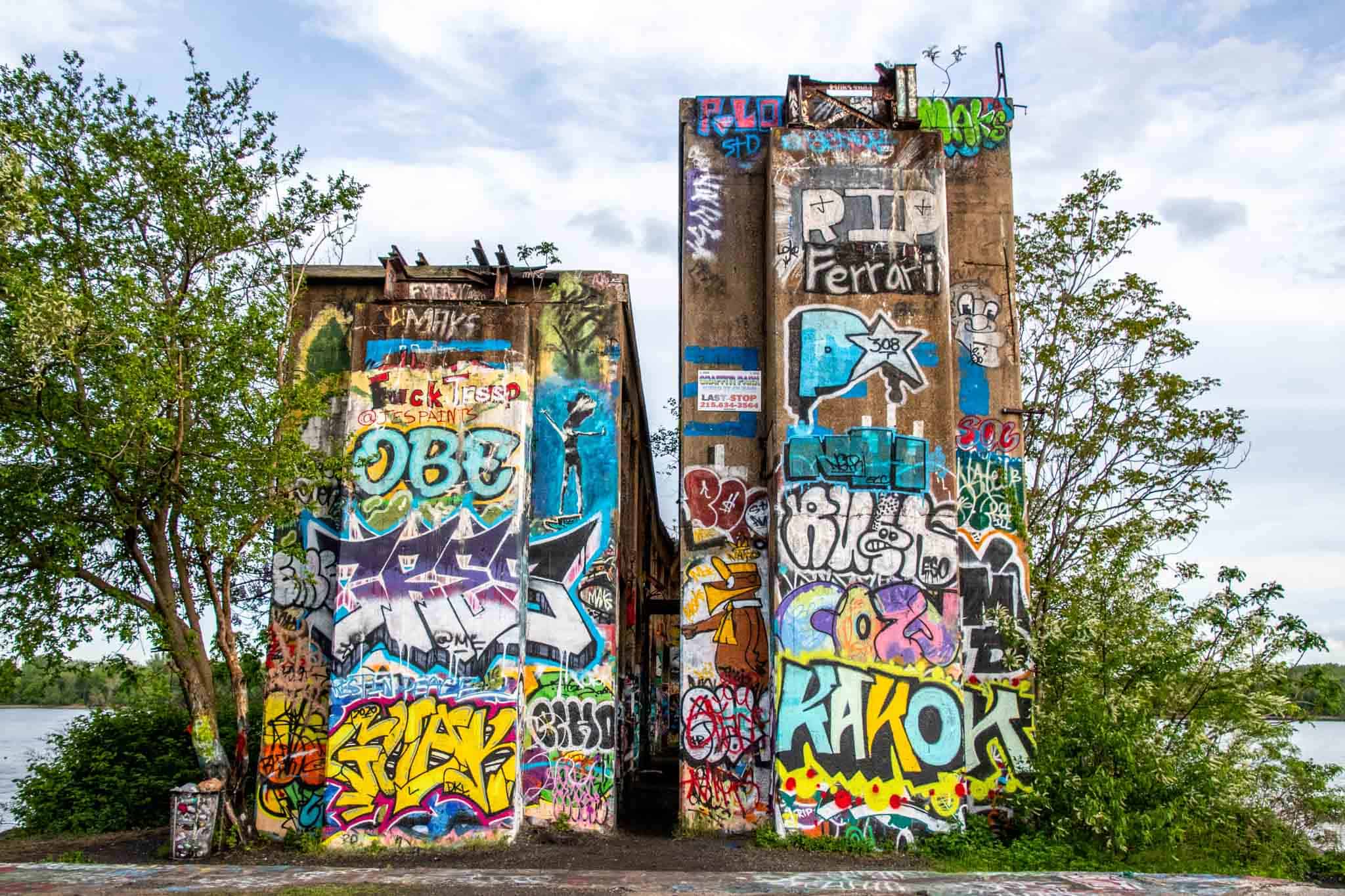 Graffiti Pier