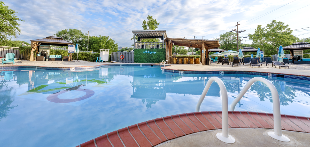 Valley Beach, 1160 1st Ave (King of Prussia, PA)